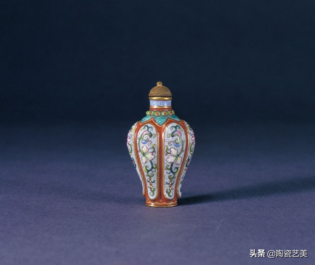 馨雅异香扑鼻来 |你听说过什么是鼻烟壶吗？