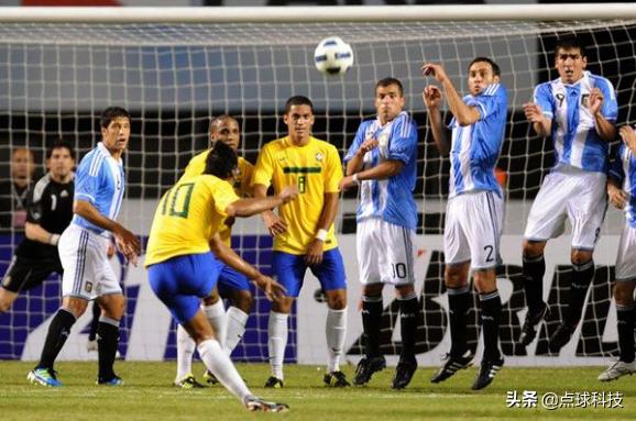 任意球进球排名梅西,内马尔任意球实力对比