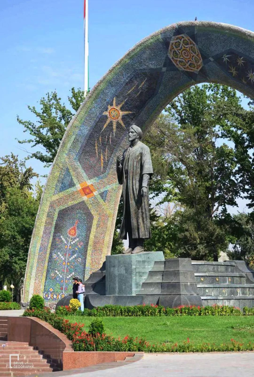 中国牌照车在国外自驾游,开中国牌照车去外国