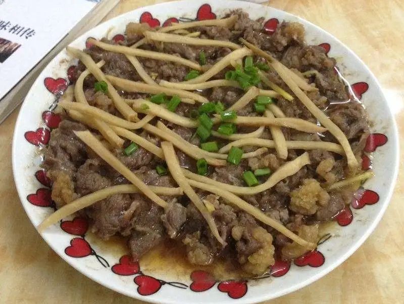 此“冲菜”，究竟是广东人最爱吃的咸菜，还是四川人的家常下饭菜？