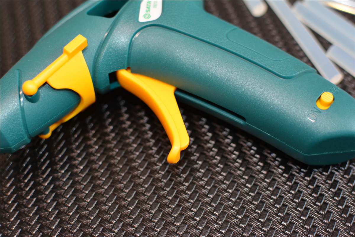 坏了不要丢，胶枪来帮忙，理工男带你走进宅男DIY好帮手