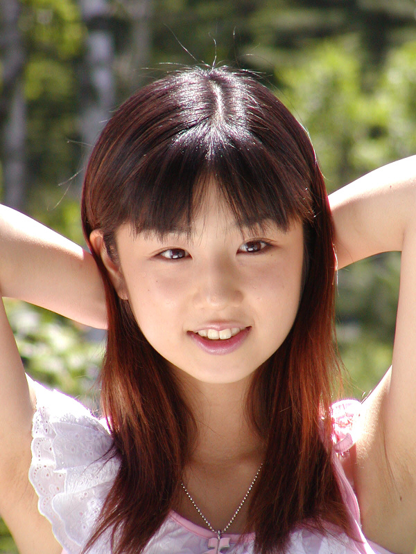 小仓优子早期写真