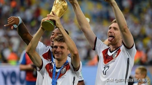 数据爆炸、荣誉满贯且故事传奇的穆勒，为何得不到FIFA的青睐