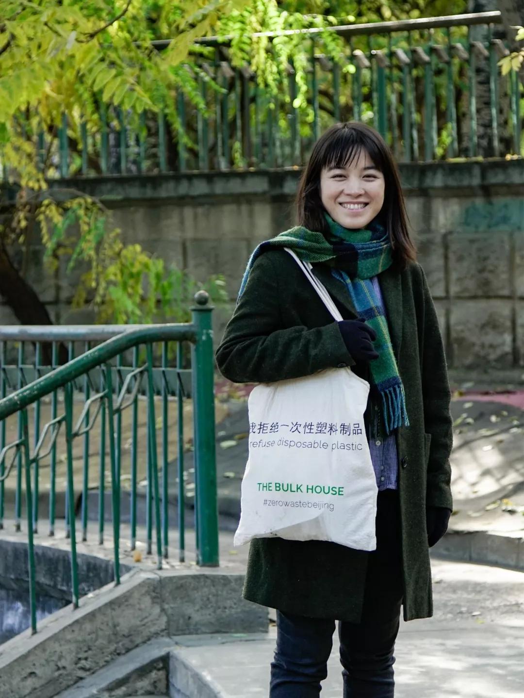 北京一对情侣三年不点外卖,一对北京情侣三年零收入