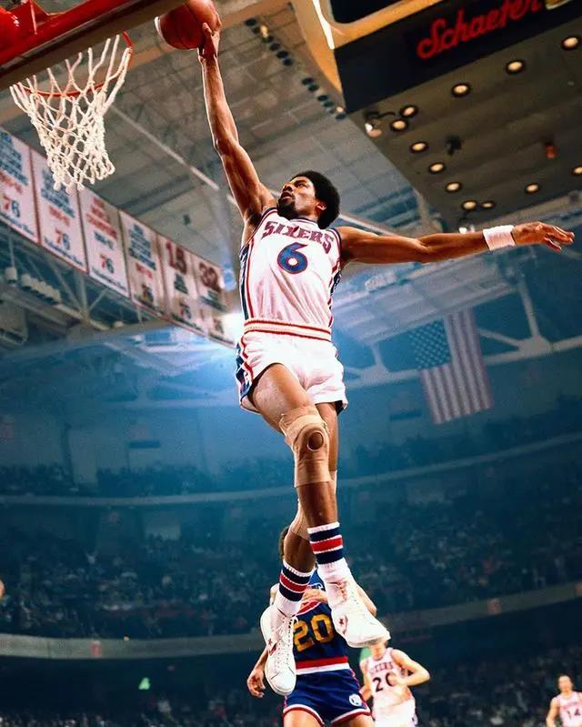 匡威是帆布鞋的鼻祖吗,匡威最早的帆布鞋款式