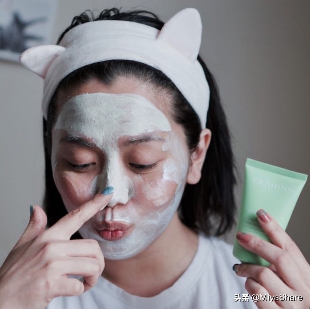 用化妆品搓泥怎么解决,化妆品搓泥严重怎么解决