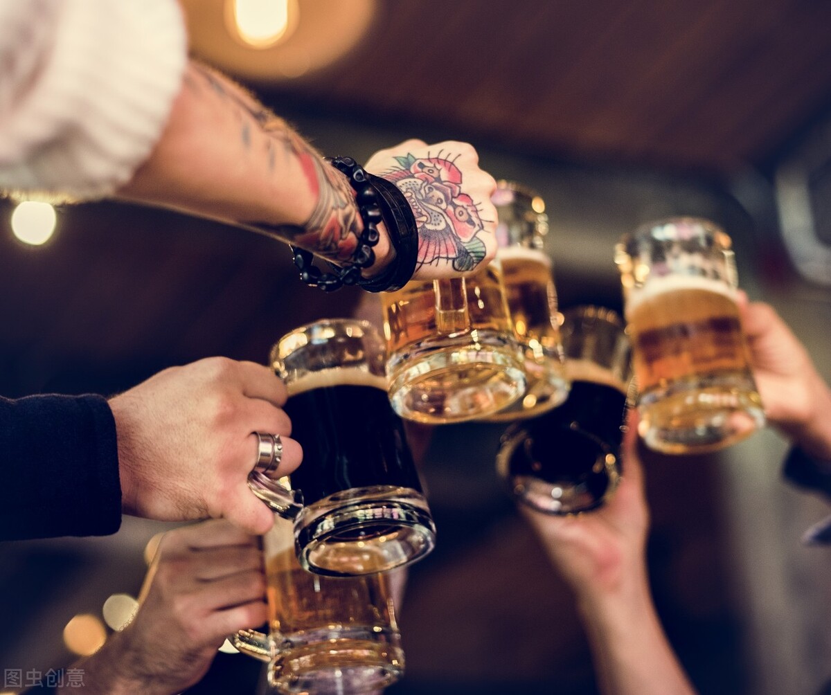 大腿根内侧疼痛是股骨头坏死吗,大腿内侧根疼是不是股骨头坏死