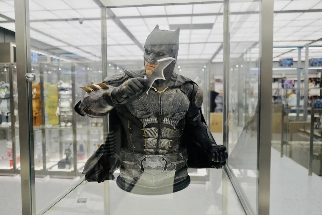 别争了,这条马路才是魔都内卷之王