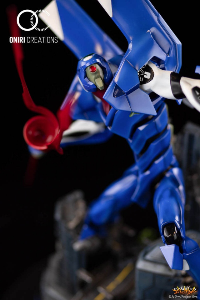 《新世纪福音战士》TV版「零号机改–穿越太空」