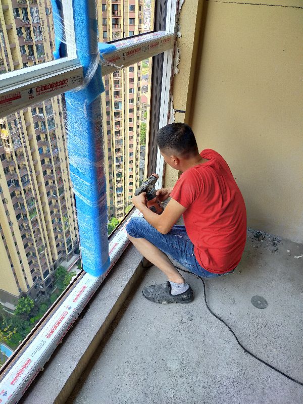 益阳隔热断桥窗,益阳保利香槟国际样板房