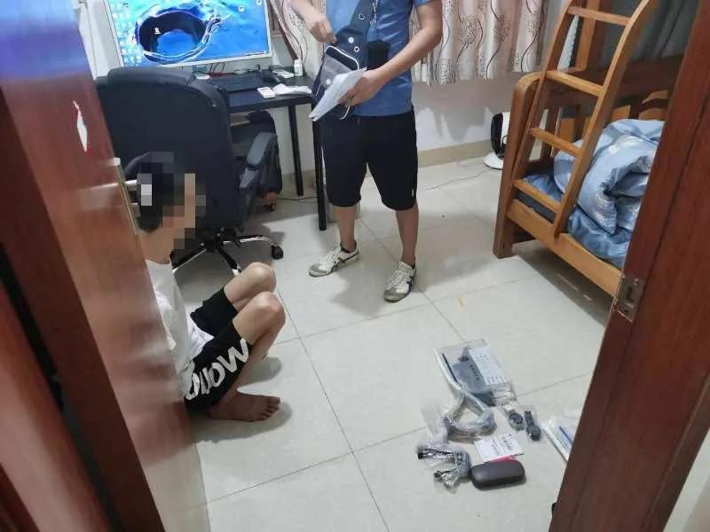 鍖呰鏄鍝佷絾鏄噷杈规槸鍋囪揣,鍖呰鐩掓湁闃蹭吉鐮佷笢瑗挎槸鍋囪揣