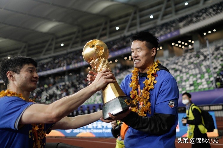 高学历、长久的足球经历和积极的学习能力这三招助力中国足球崛起