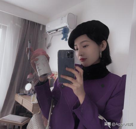 林晚晚火了之后,开始模仿郝一点与万小七?连视频文案都一样