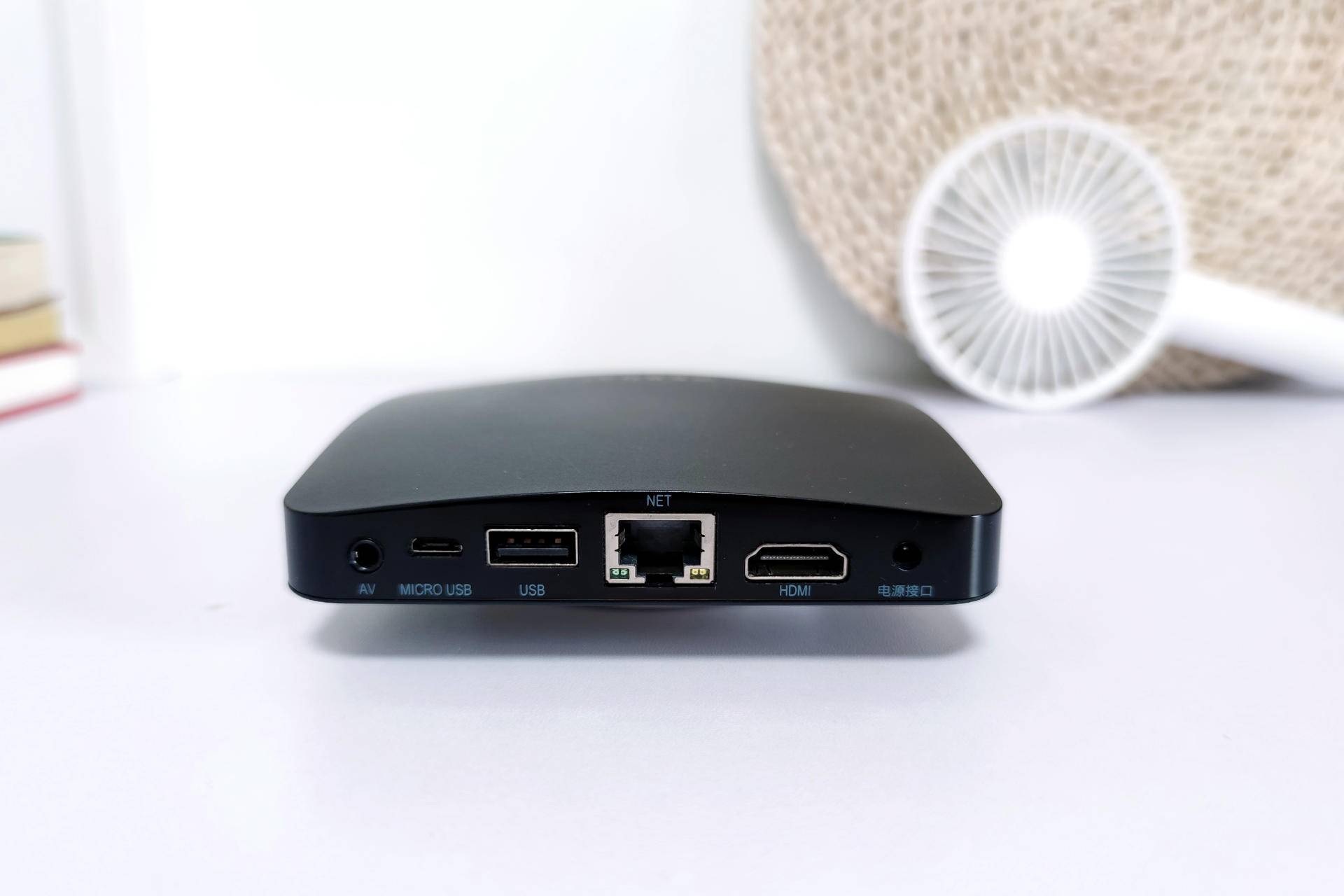 苹果级工艺机身，视频无广告+极简系统，泰捷方盒子升级版体验