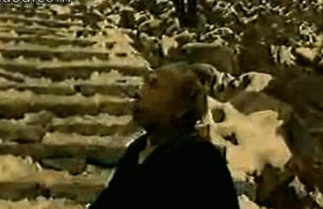 中国电视剧特效退化史:AI换头没《西游记》逼真,投资4亿效果5毛