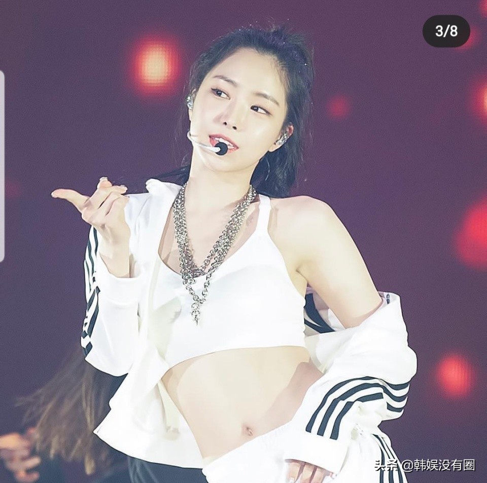 娜恩apink皇冠,apink娜恩身材牛仔裤