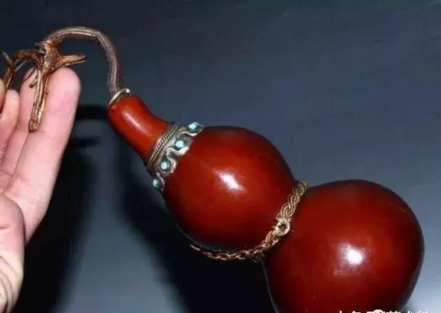 文玩葫芦如何盘出枣红色,葫芦如何变成枣红色