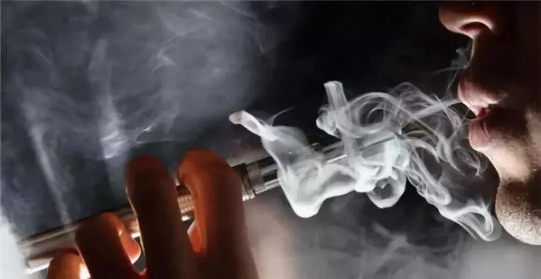 定了，全面封杀*子烟电**！你身边还有人却天天吸...