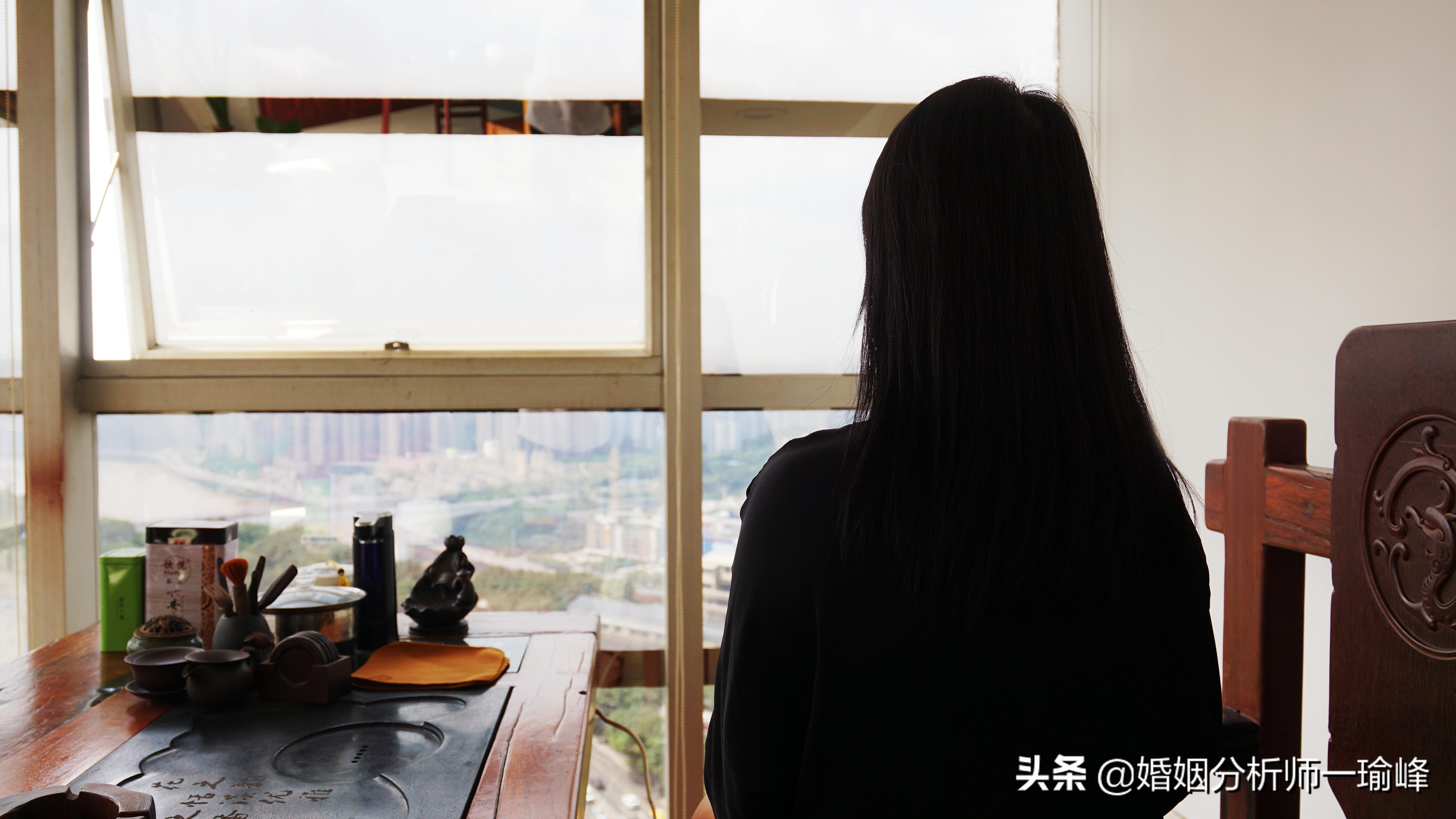 和同事的婚外情暴露了该怎么办,和同事发生了婚外恋该怎么处理