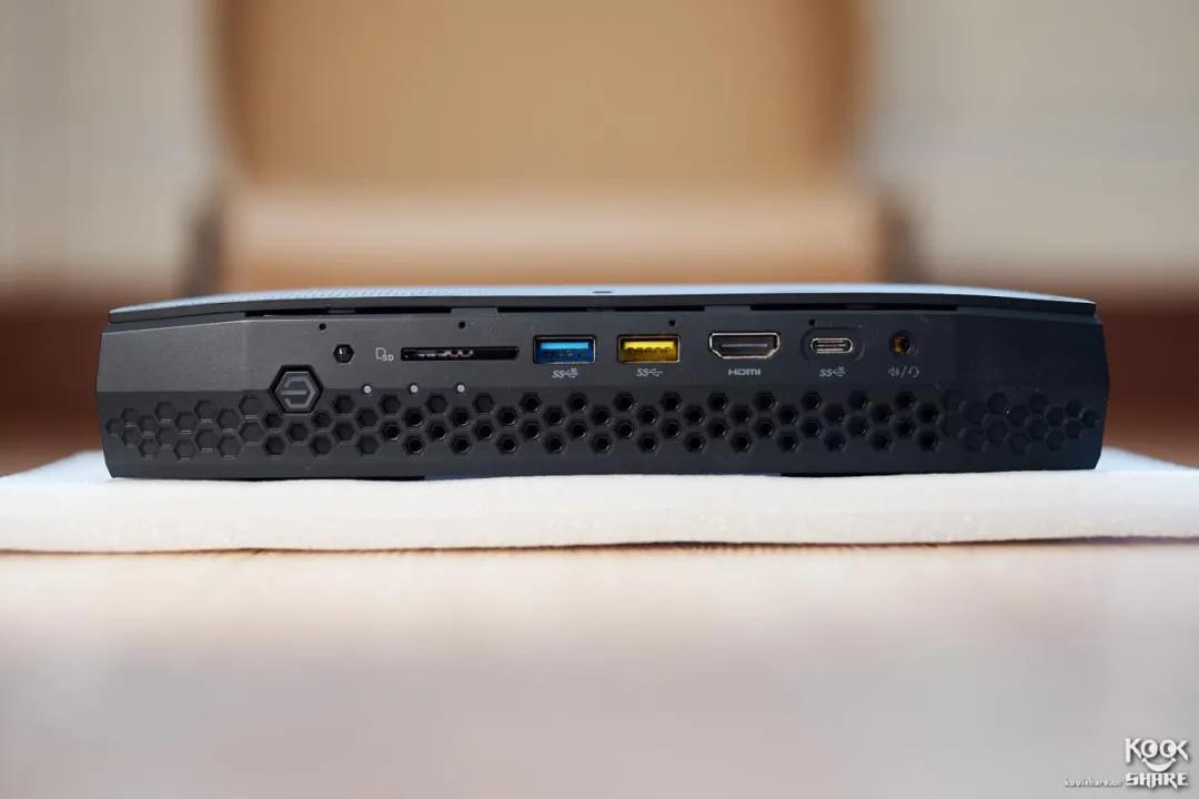 拆解不带框屏幕总成,拆解揭晓内部用料