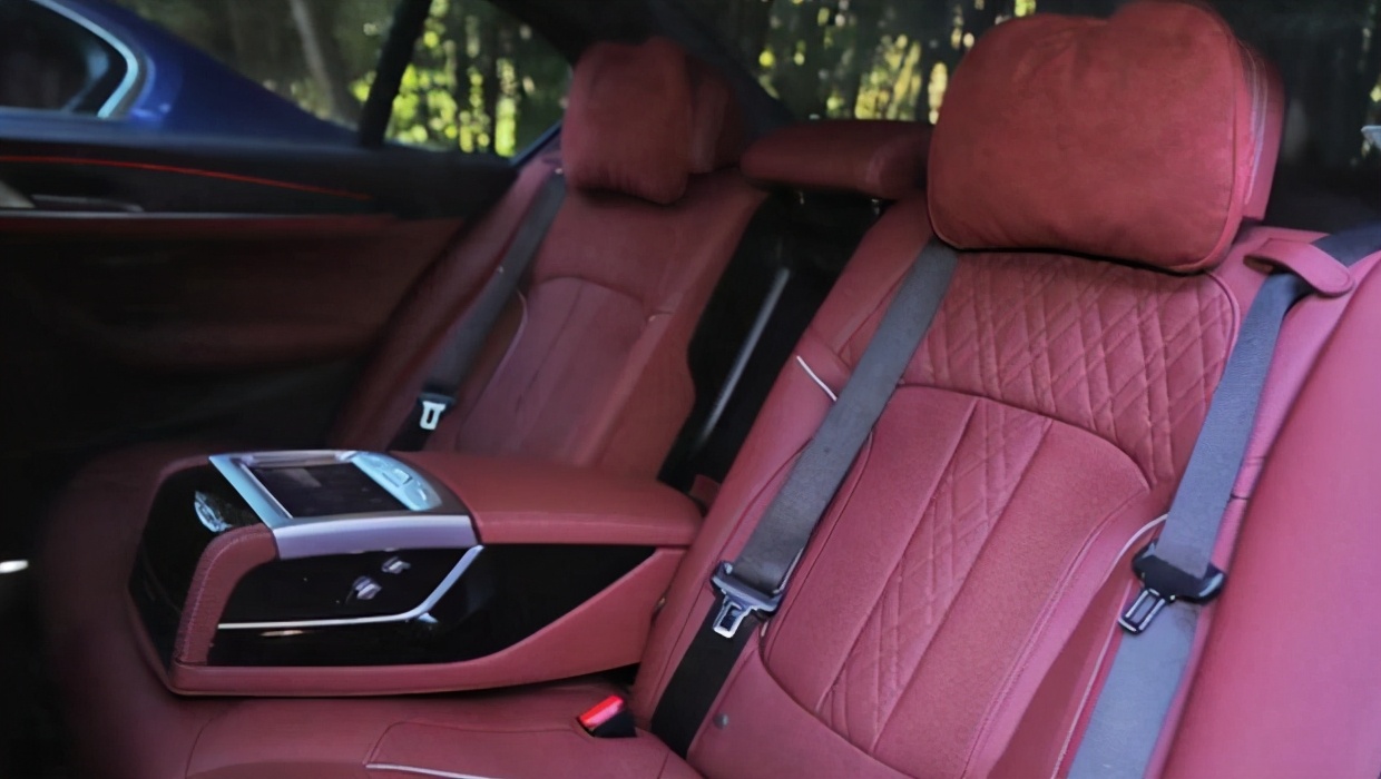 新款宝马五系525和530怎么选,新款宝马5系怎么选525还是530