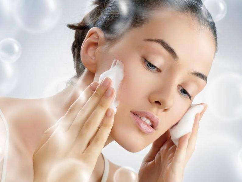 三样护肤品千万不要买,这五类护肤品不要买