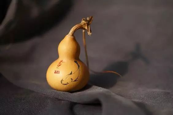 文玩手捻小葫芦怎么盘,文玩葫芦怎么盘玩才能更好看