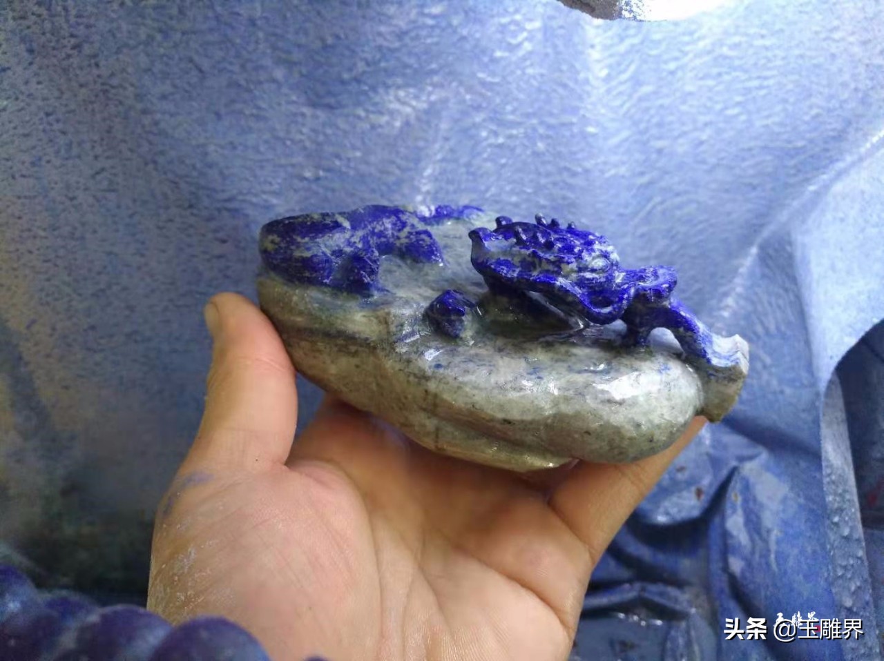 巧雕细琢玉雕,玉雕师