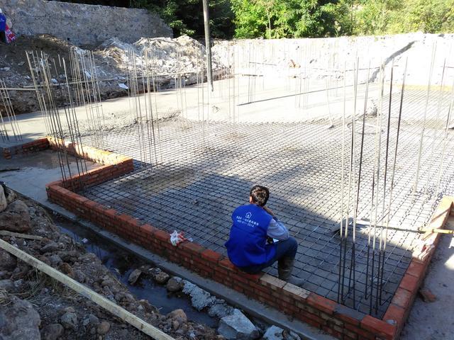 农村盖房渗水什么原因,农村地基渗水处理