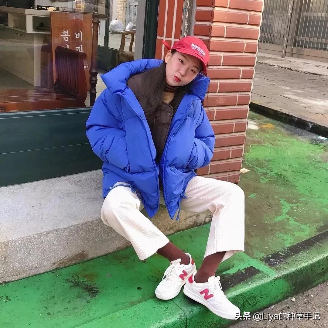 满大街都是骆驼羽绒服,满大街都在穿皮草外套长靴真洋气