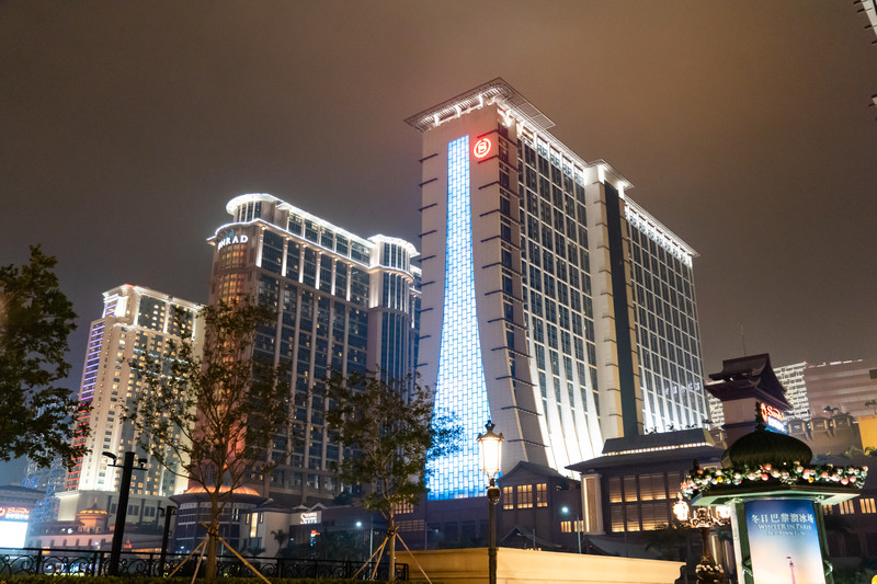 婢抽棬宸撮粠閰掑簵杩樻槸濞佸凹鏂厭搴楀ソ,婢抽棬鍥涘閰掑簵鍜屽洓瀛ｅ悕鑽熷摢涓ソ