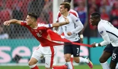 球衣为什么会脏,球衣解读