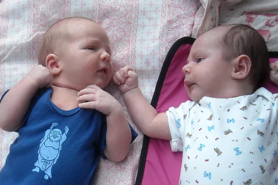 3岁孩子爱打人怎么办要正确引导,三岁孩子爱打人怎么教育孩子