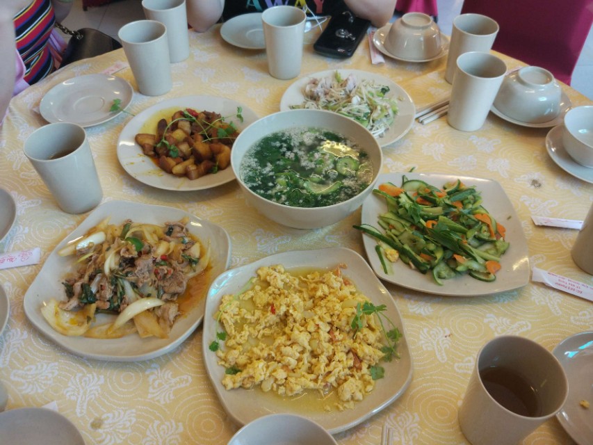 回顾2018姐妹们越南芽庄之旅 (越南芽庄旅游团攻略图)