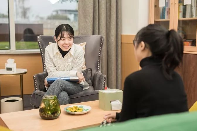 恬静漂亮如她,居然亲手杀死了自己孩子