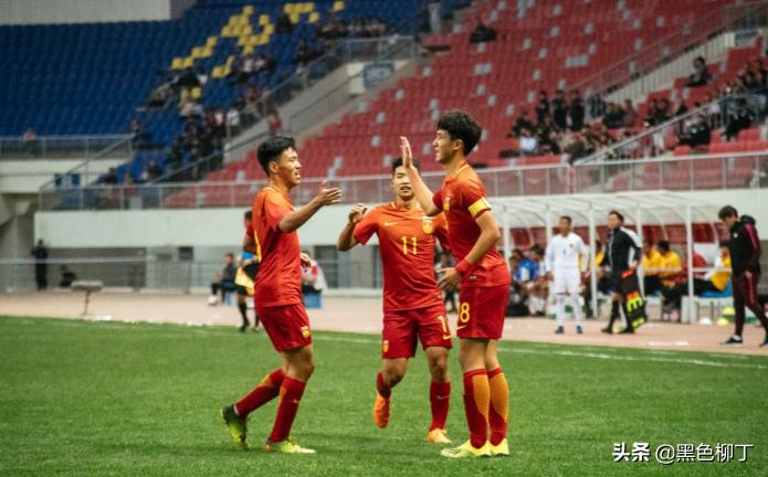 800万小国大爆发！2战狂轰13球比中国队还要猛，真正大战即将到来