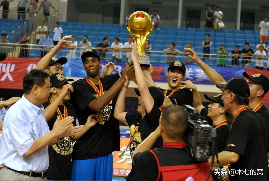 四川男篮辉煌时刻,四川男篮换帅