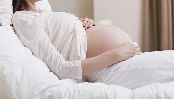 辽宁一产妇死亡8小时产下一婴儿,紧急呼救孕妇生孩子下集