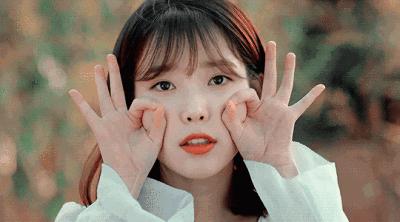 把星河撒在脸上，那些让你秒变高级的神仙高光液