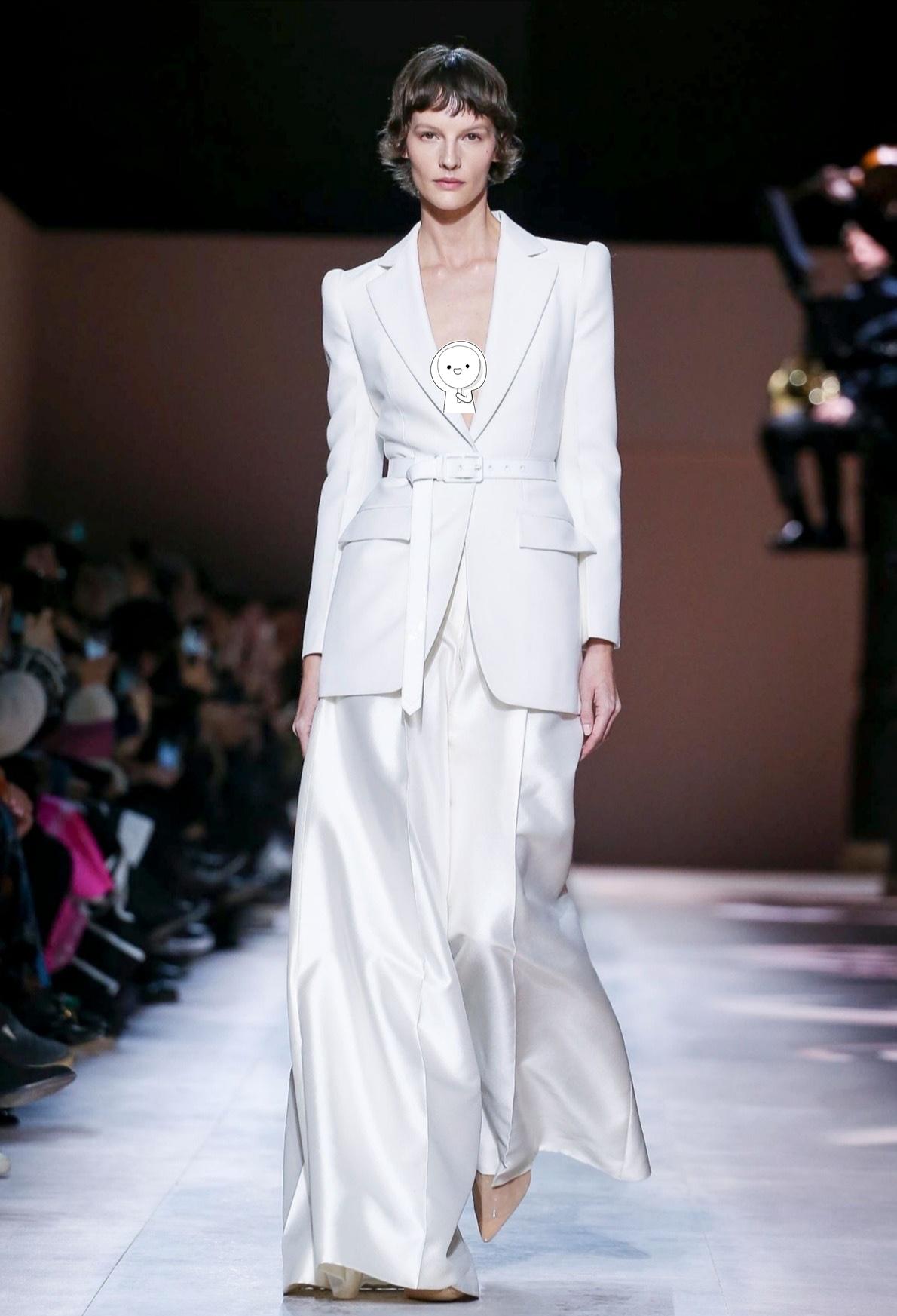 高贵夺目的晚礼服顶配,高贵夺目的晚礼服