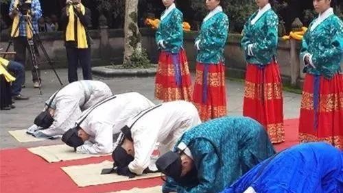 古代叩拜礼仪视频,中国传统文化之拜礼
