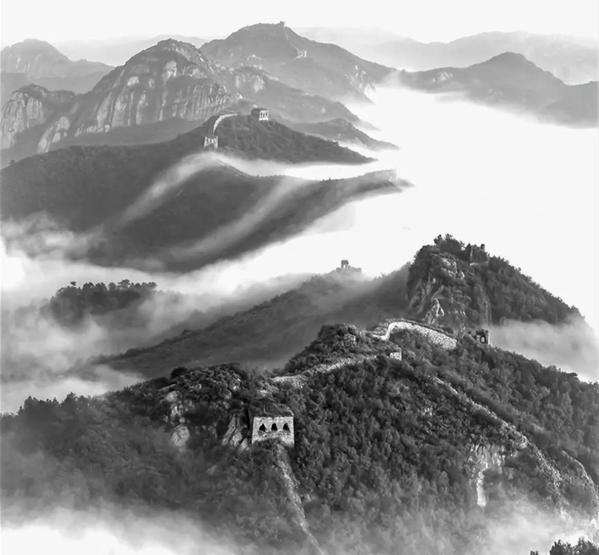 长城的眺望口和垛口,绥中锥子山长城风光