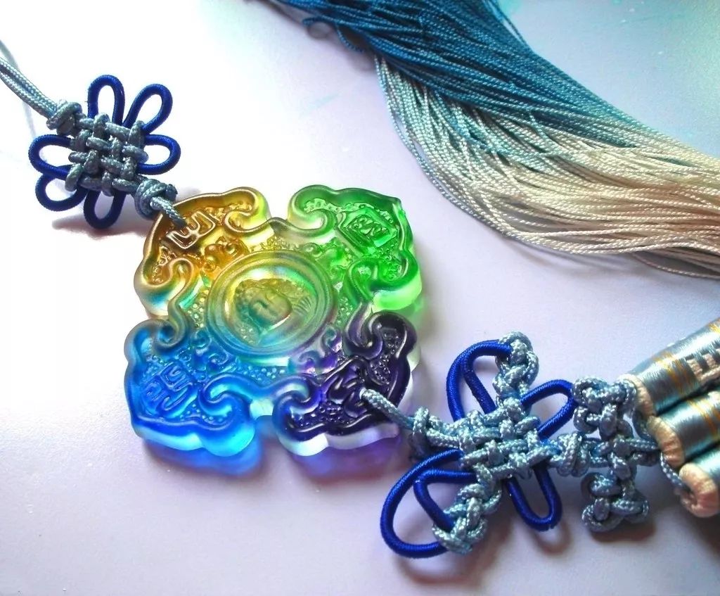 泰国镇国至宝，价值20亿的翡翠佛很可能不是翡翠！