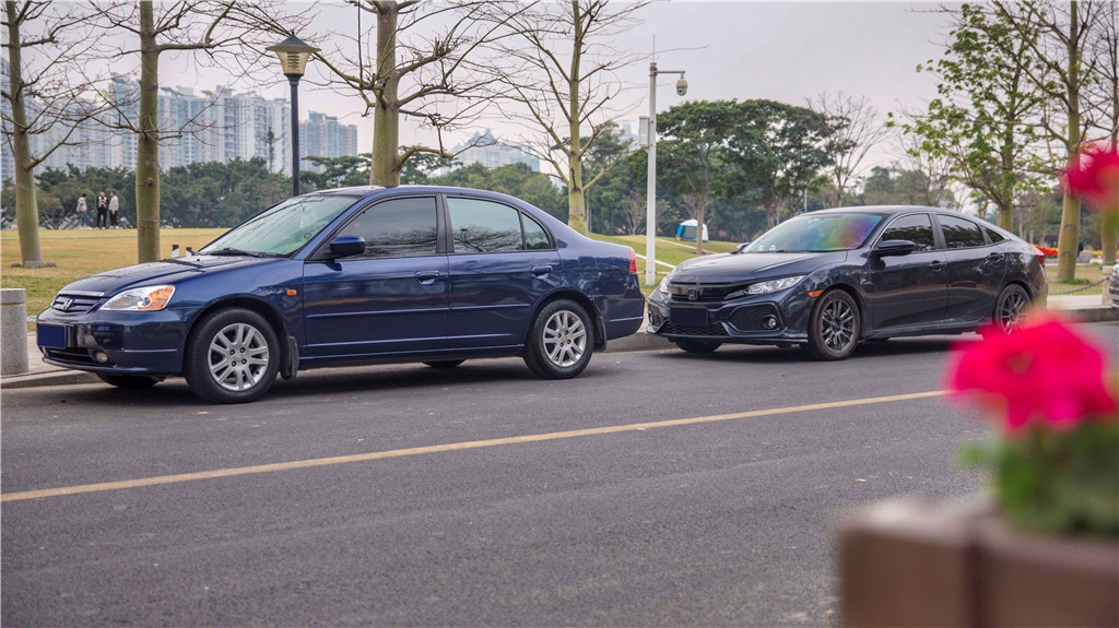 本田思域最畅销的一款,售价12万的本田思域