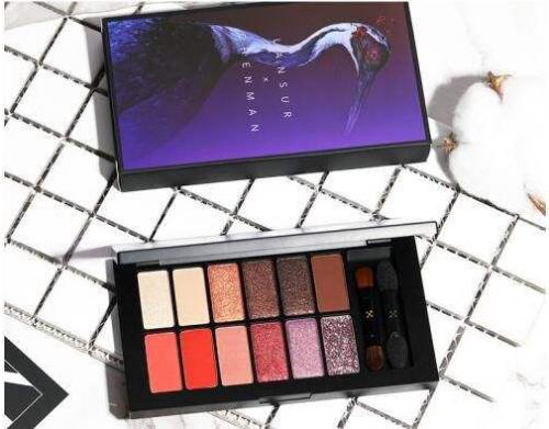 直播推荐兰瑟吸睛法则眼影9色,兰瑟2018圣诞礼盒眼影盘