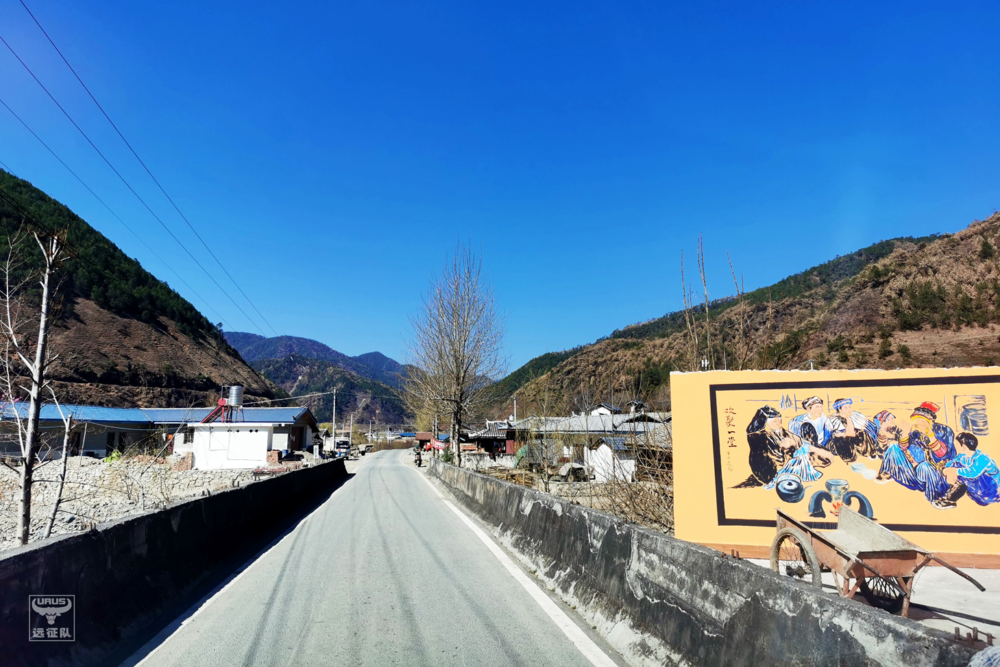 稻城亚丁至玛娜茶金如何走,四川木里县到玛娜茶金自驾