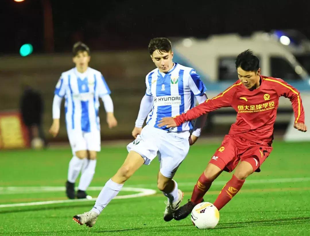 恒大国际足球冠军赛u15,足球比赛广州恒大u15