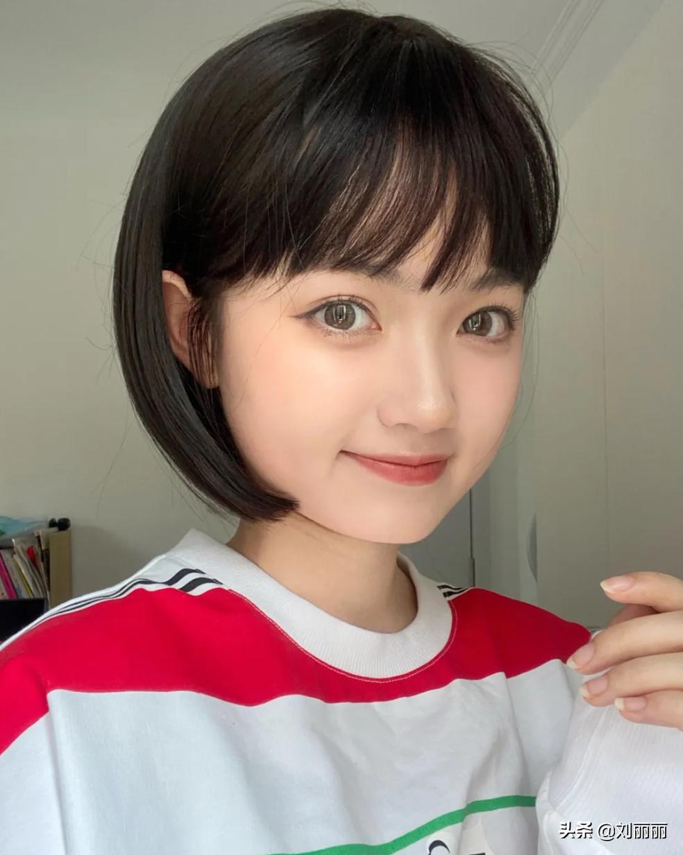 70后超短发烫发发型免打理减龄,50岁减龄发型短发烫免打理