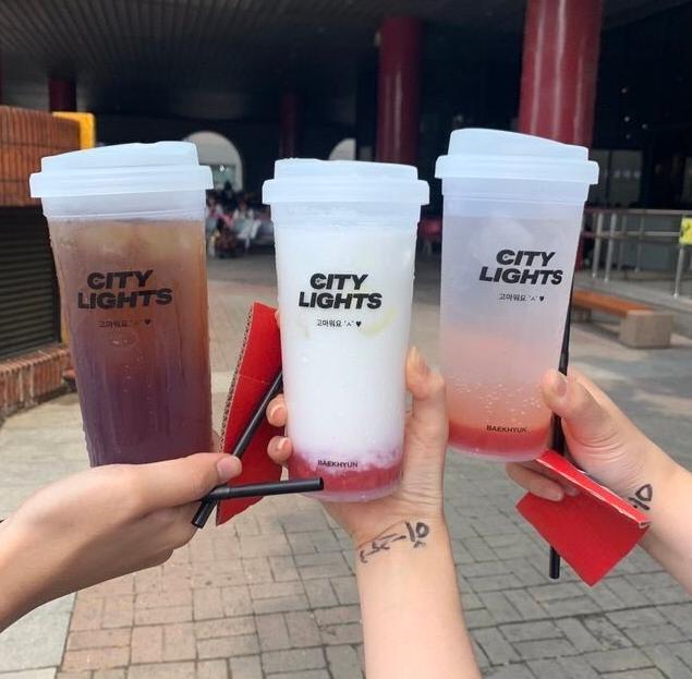 边伯贤打卡电影院应援,边伯贤爱丽棒应援