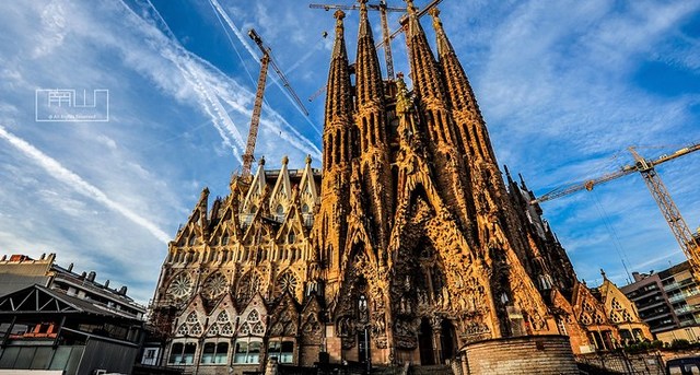 巴塞罗那城市建筑特色,巴塞罗那著名建筑